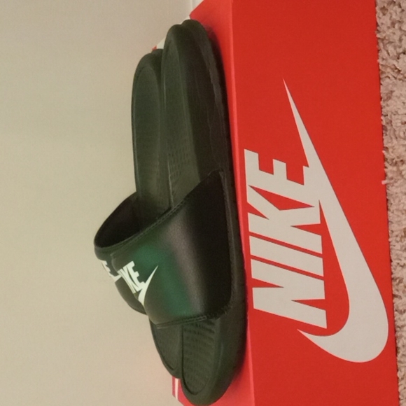 Black Nike Slides Size 9 - Picture 4 of 5